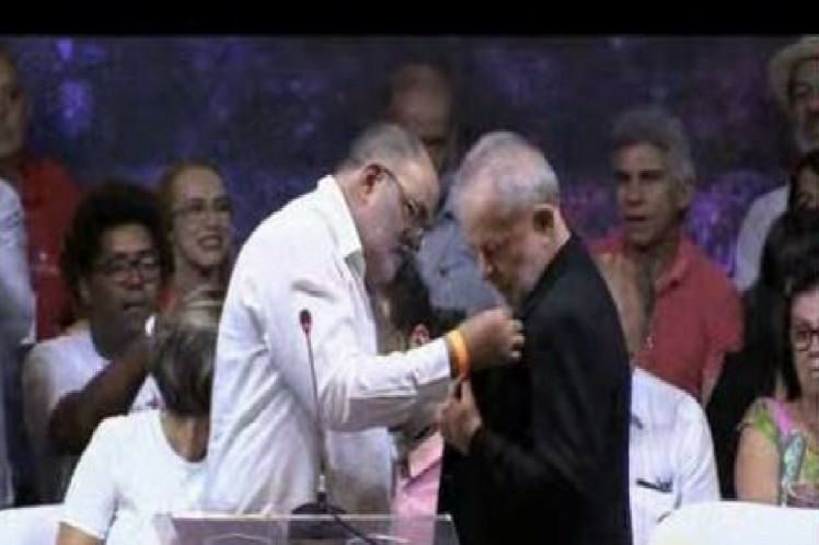 Lula recibe Orden carlosManueldeCespedes