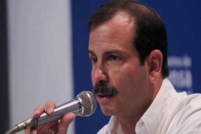 Llaman en Cuba a detener avance de políticas neoliberales 