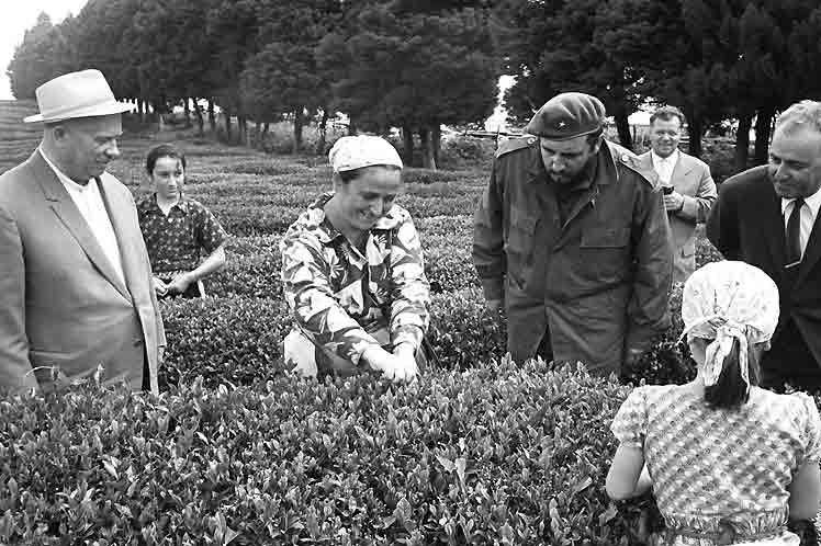 Dos exposiciones en homenaje al líder histórico cubano Fidel Castro fueron inauguradas en la ciudad de Simferopol, en la República de Crimea, informó hoy la filial regional de la Sociedad Rusa de Amistad con Cuba (SRAC).