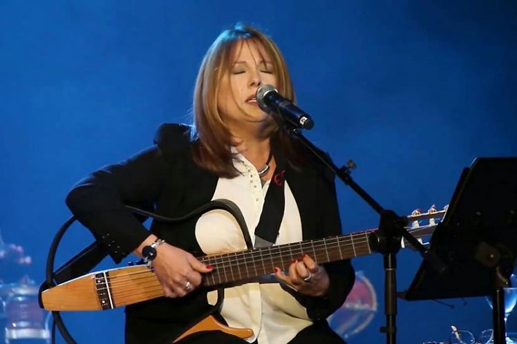 Liuba María Hevia Liuba María Hevia