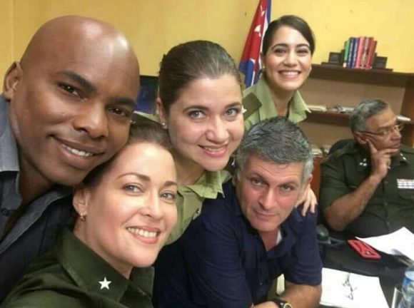 Parte del elenco de la nueva temporada. Foto: Facebook/Tras la Huella. Parte del elenco de la nueva temporada. Foto: Facebook/Tras la Huella.
