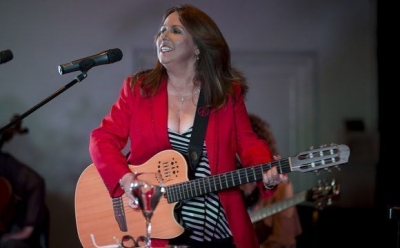 Cantautora cubana Liuba María Hevia