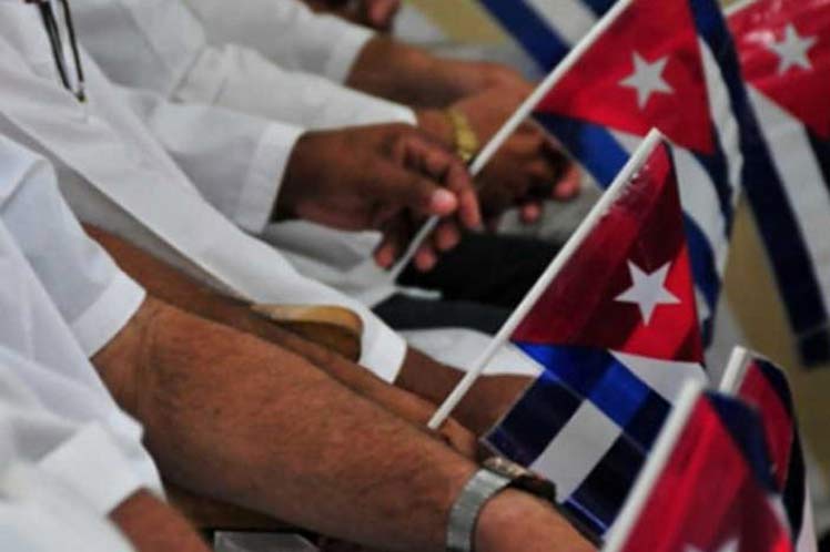 Médicos cubanos Médicos cubanos