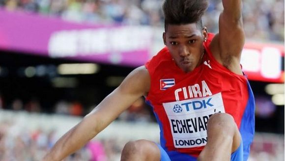 Juan Miguel Echevarría compite hoy en Campeonato Mundial de Atletismo