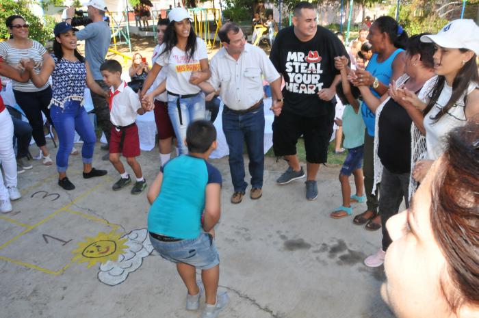  XXX Caravana finalizó su estancia en Cienfuegos 
