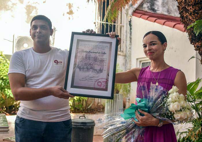 Rinden Estudiantes universitarios tributo a Ballet Nacional de Cuba