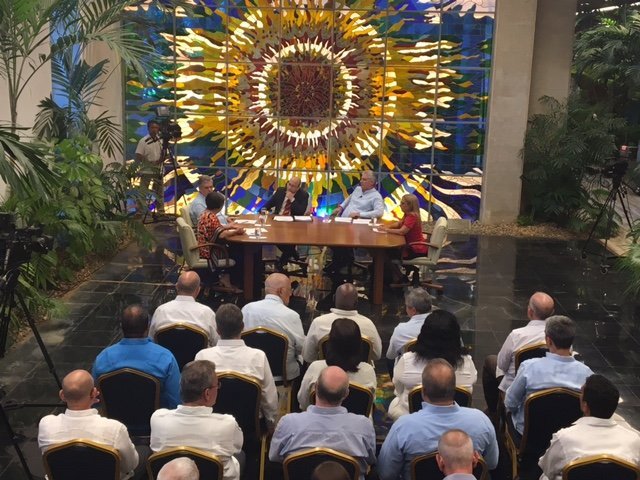 Segunda Mesa Redonda Medidas Económicas e Incremento Salarial Parte Final. Foto: Presidencia Cuba Segunda Mesa Redonda Medidas Económicas e Incremento Salarial Parte Final. Foto: Presidencia Cuba