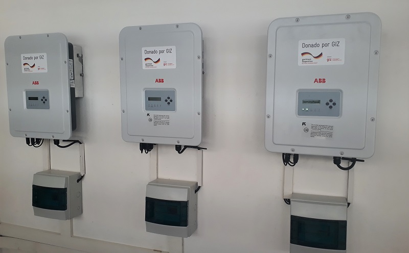 Inauguran en La Habana nuevo parque fotovoltaico