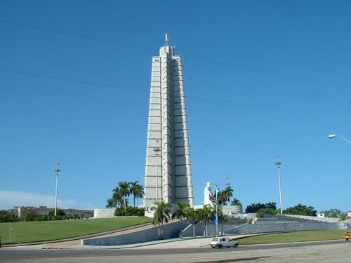 Estampas Habaneras. La Plaza de la Revolución