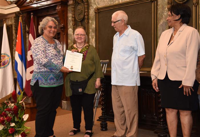 Entregan a científicas de Cuba Premio Sofía Kovalevskaya Entregan a científicas de Cuba Premio Sofía Kovalevskaya