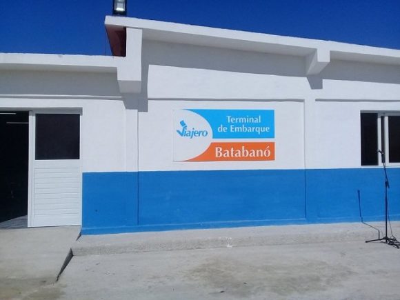 Tras ser sometida a un proceso de reparación, abre terminal de embarque del puerto de Batabanó. Foto: Twitter/ @MitransCuba. Tras ser sometida a un proceso de reparación, abre terminal de embarque del puerto de Batabanó. Foto: Twitter/ @MitransCuba.